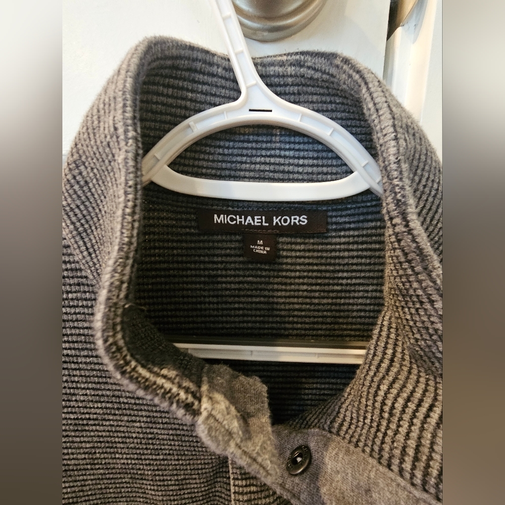 Michael Kors - Picture 3 of 4